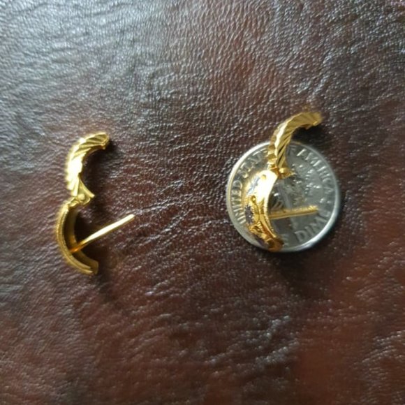 Two toned gold earring (yellow and white) - Picture 8 of 10